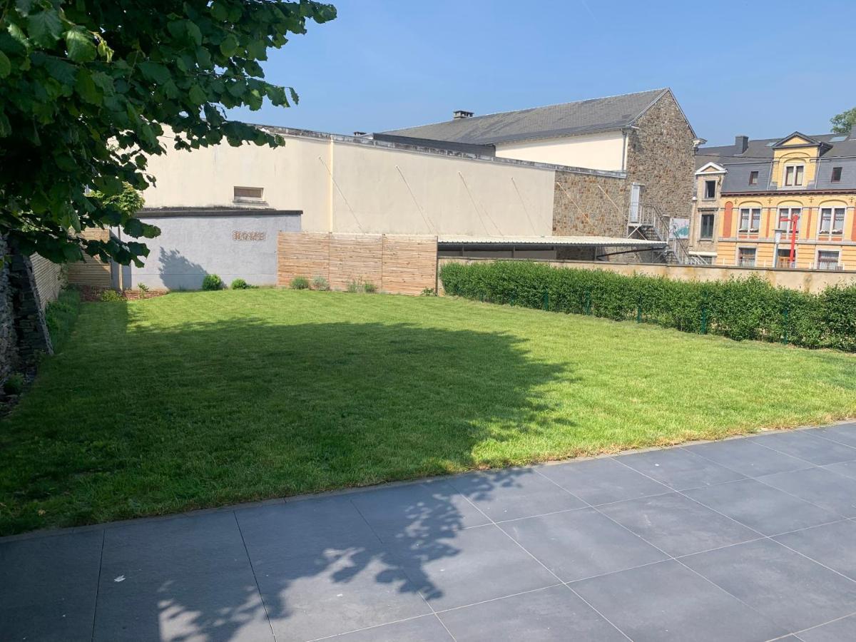 Maison En Plein Centre Avec Terrasse Et Jardin Vielsalm Extérieur photo